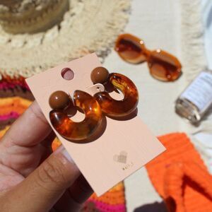 🆕Summer Faves Collection// Brown marbled Earring